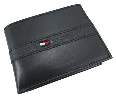 men's tommy hilfiger wallet.